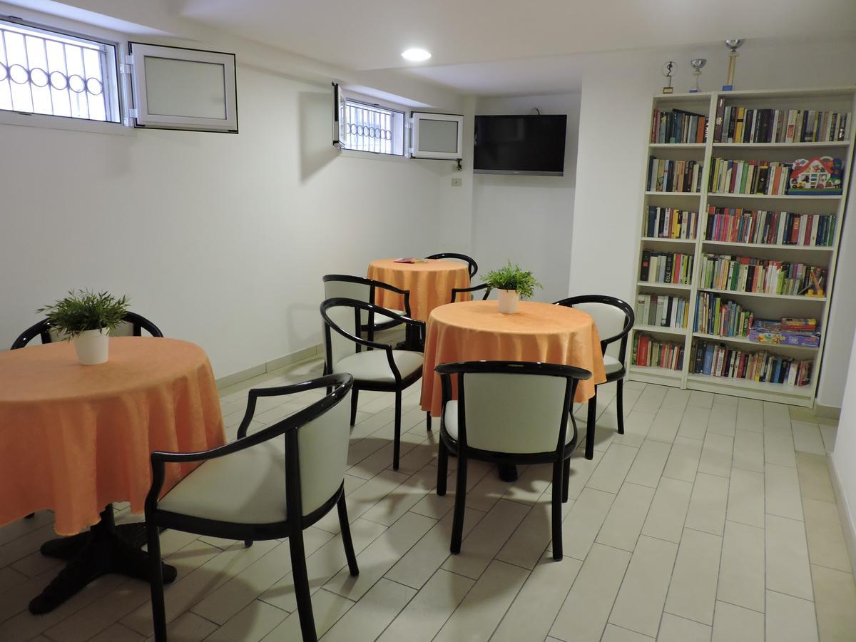 Albergo Sabrina Rimini Buitenkant foto