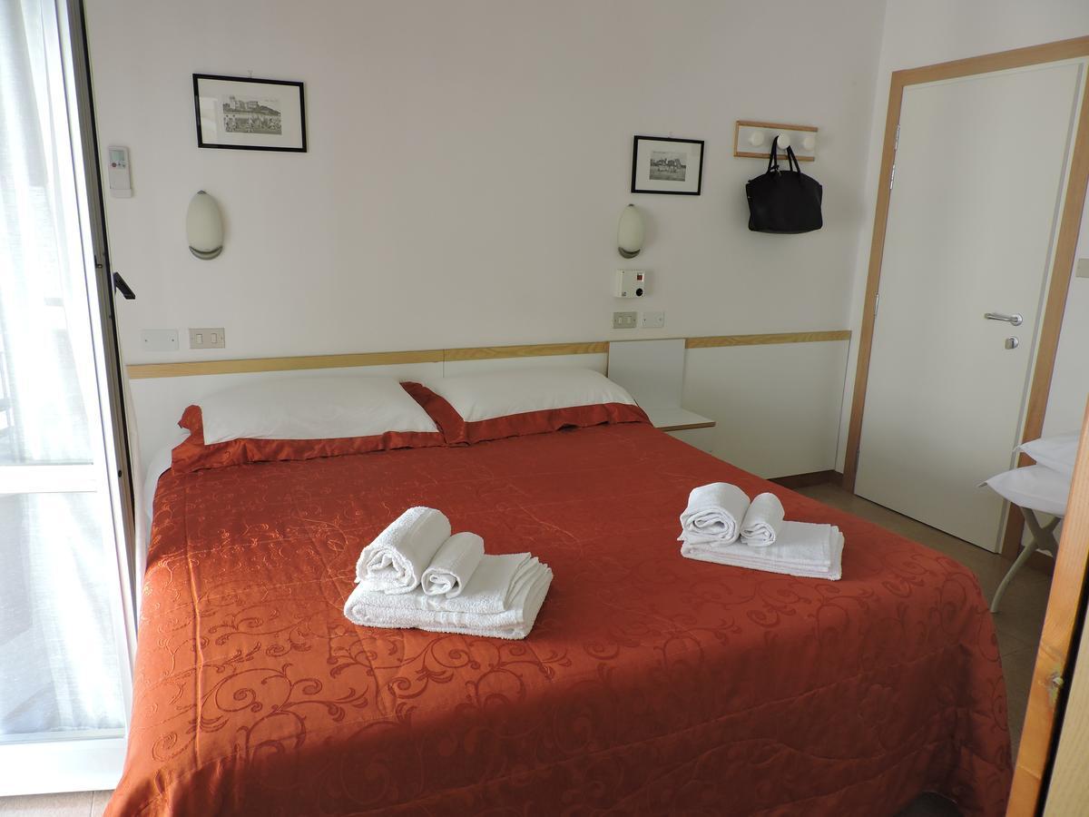 Albergo Sabrina Rimini Buitenkant foto