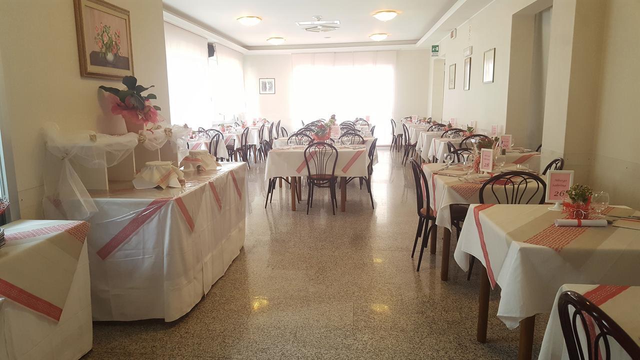 Albergo Sabrina Rimini Buitenkant foto
